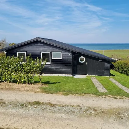 Panoramic Sea View In An Idyllic Landscape Tatil Evi Tranekær